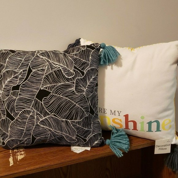 NEW Pillow Set 14 x 14 You are my Sunshine & Leaf - Picture 2 of 7